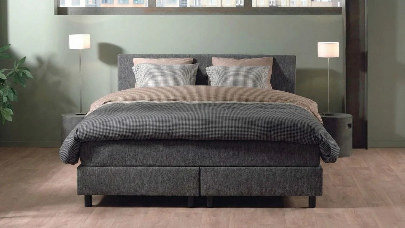 Hotelbox Elliot Pro met bijpassend hoofdbord, matras en topper