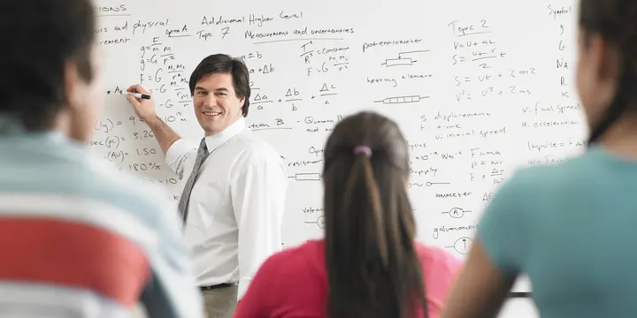 How do students look at complex representations?