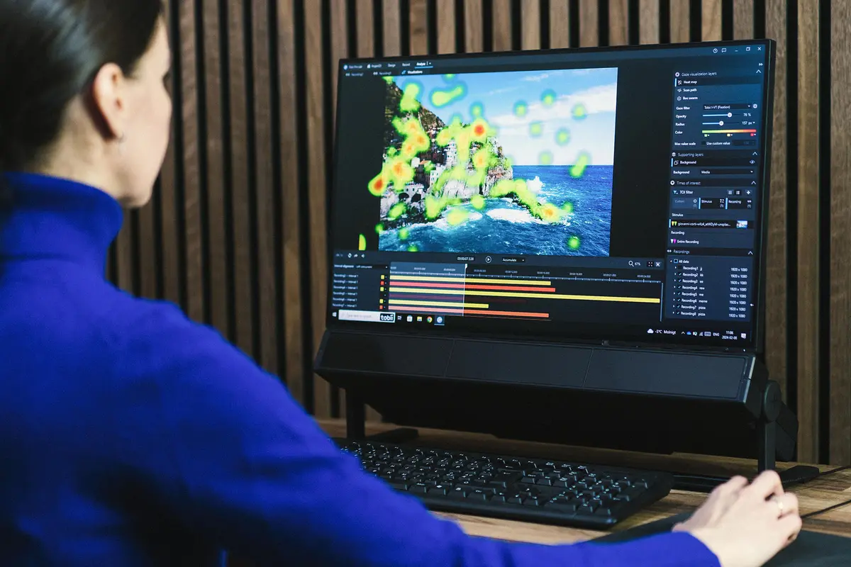 高度な行動研究に用いられる「Tobii Pro Spectrum/スペクトラム」および「Tobii Pro Lab」ソフトウェア。