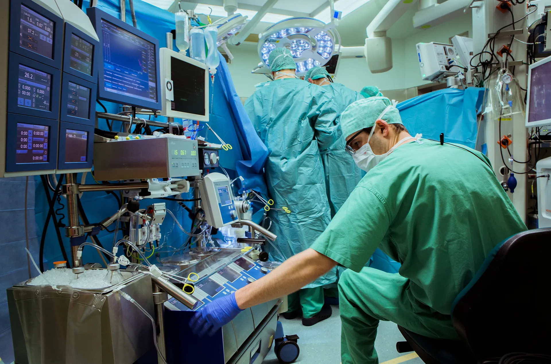 Eye tracking para ilustrar métodos quirúrgicos y evaluar el aprendizaje de los alumnos 