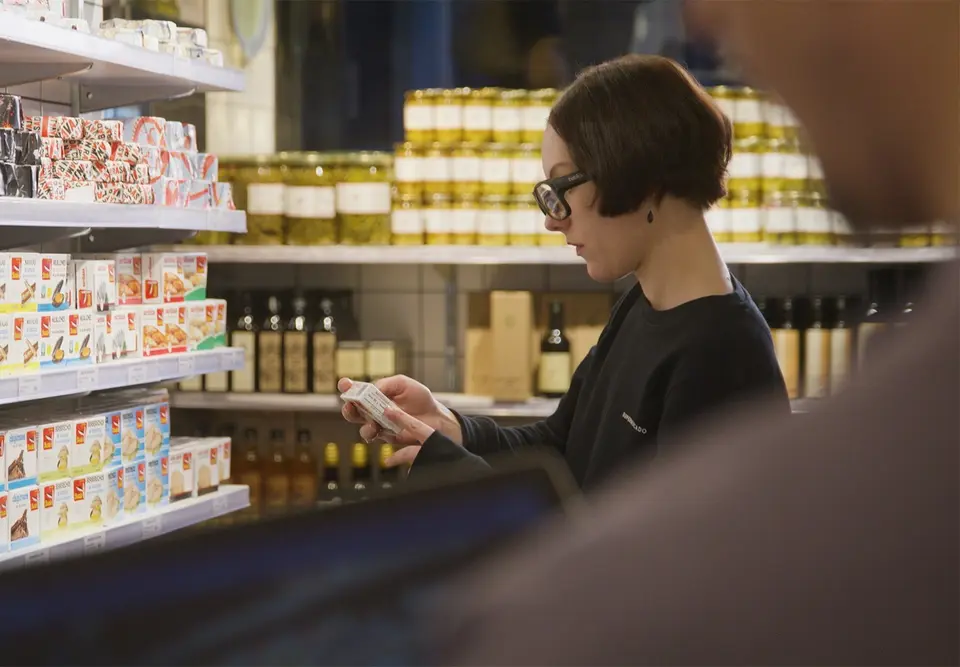 Tobii Pro Glasses 3 shopping