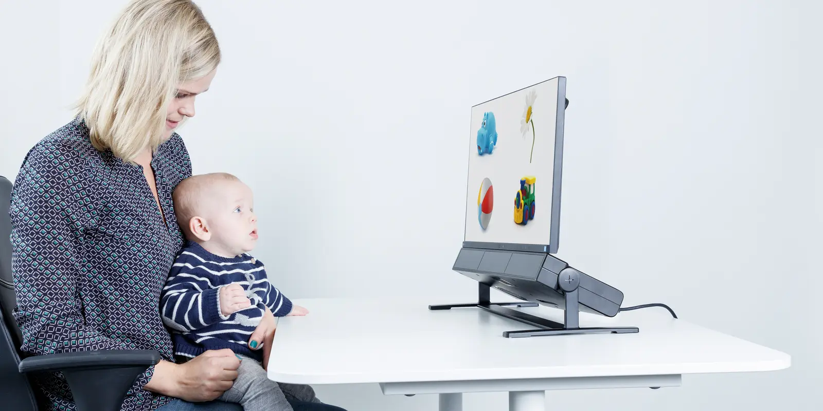 【新機能登場で刺激呈示の幅が拡がる】Tobii Pro ラボ