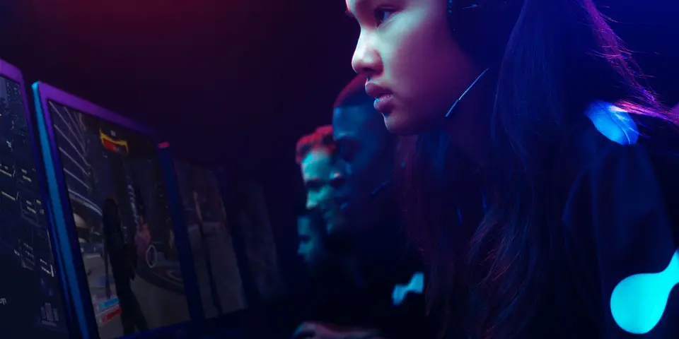  eスポーツプロ選手の視線の動きと強さの関係を分析
