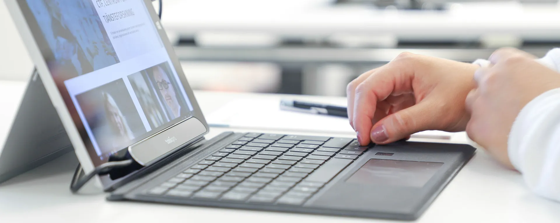 Tutos: barre (fixé) ou de lunettes (porté)?