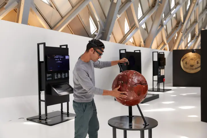 Expanding research with eye tracking and multimodal methods