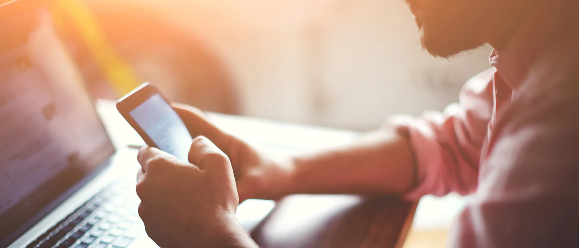 Optimizing attention to advertisements with eye tracking