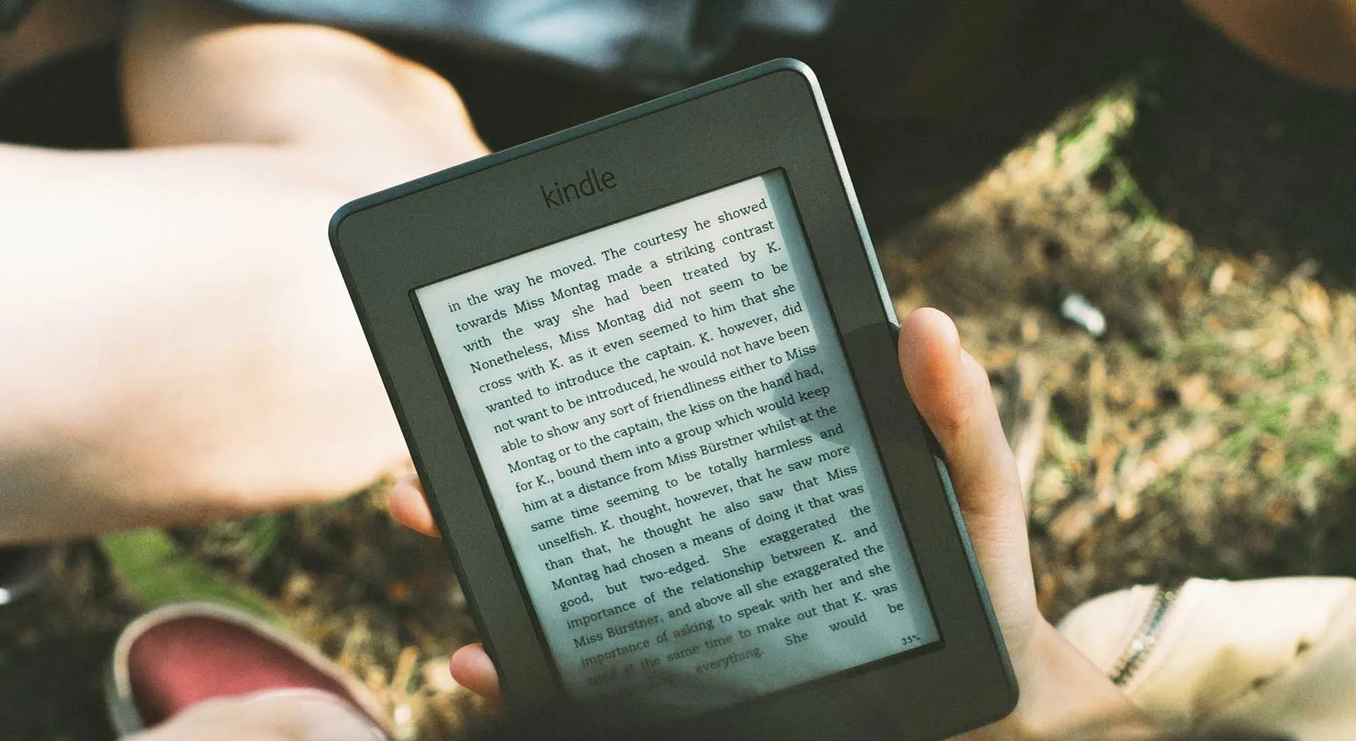 Comparing reading comfort: iPad vs. E-reader