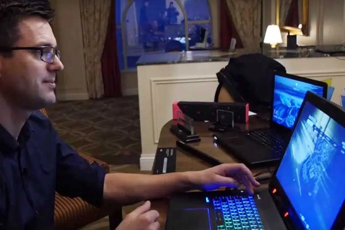 Tobii employee playing a game using eye tracking.