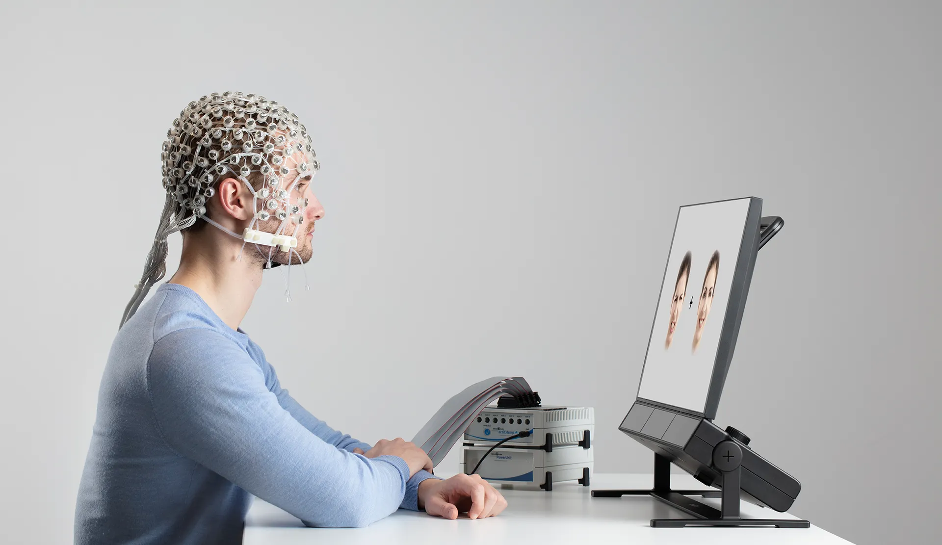 生体計測機器を用いた【行動研究】のススメ