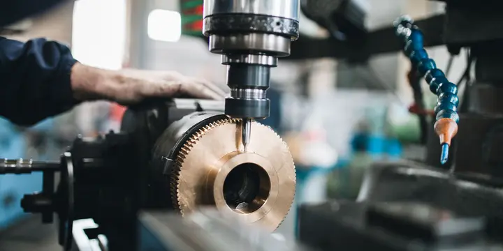 Training the eye for steel work 
