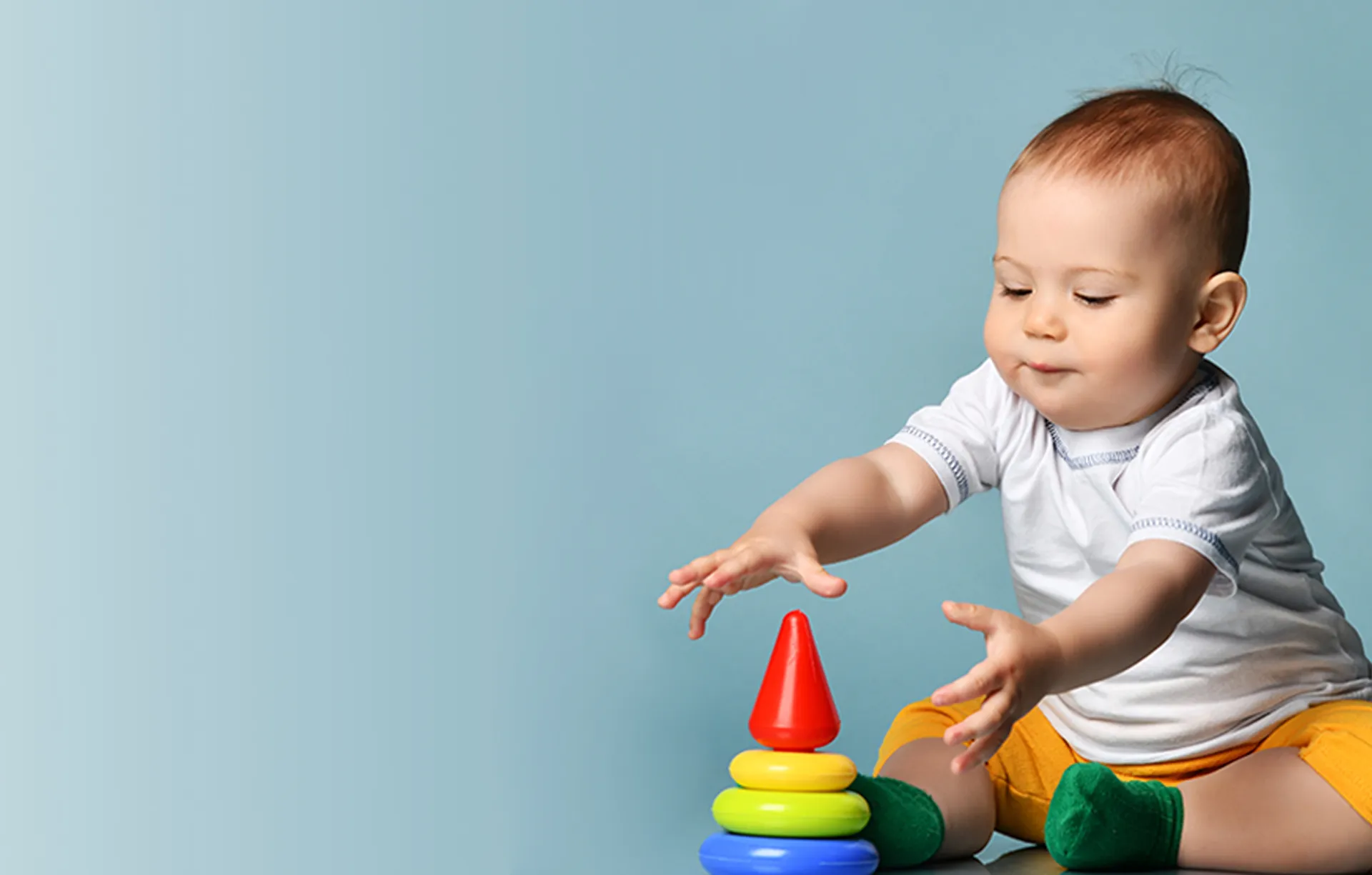 Eye tracking in infant goal-directed behaviors