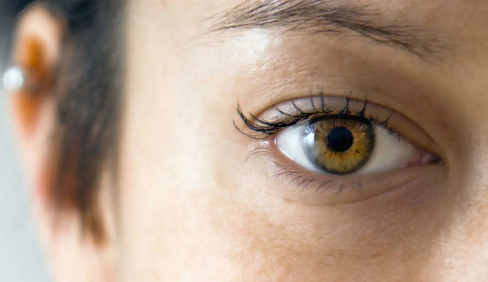 Eye tracking for vision research