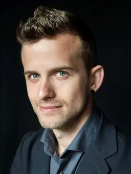 Dr. Francesco Walker