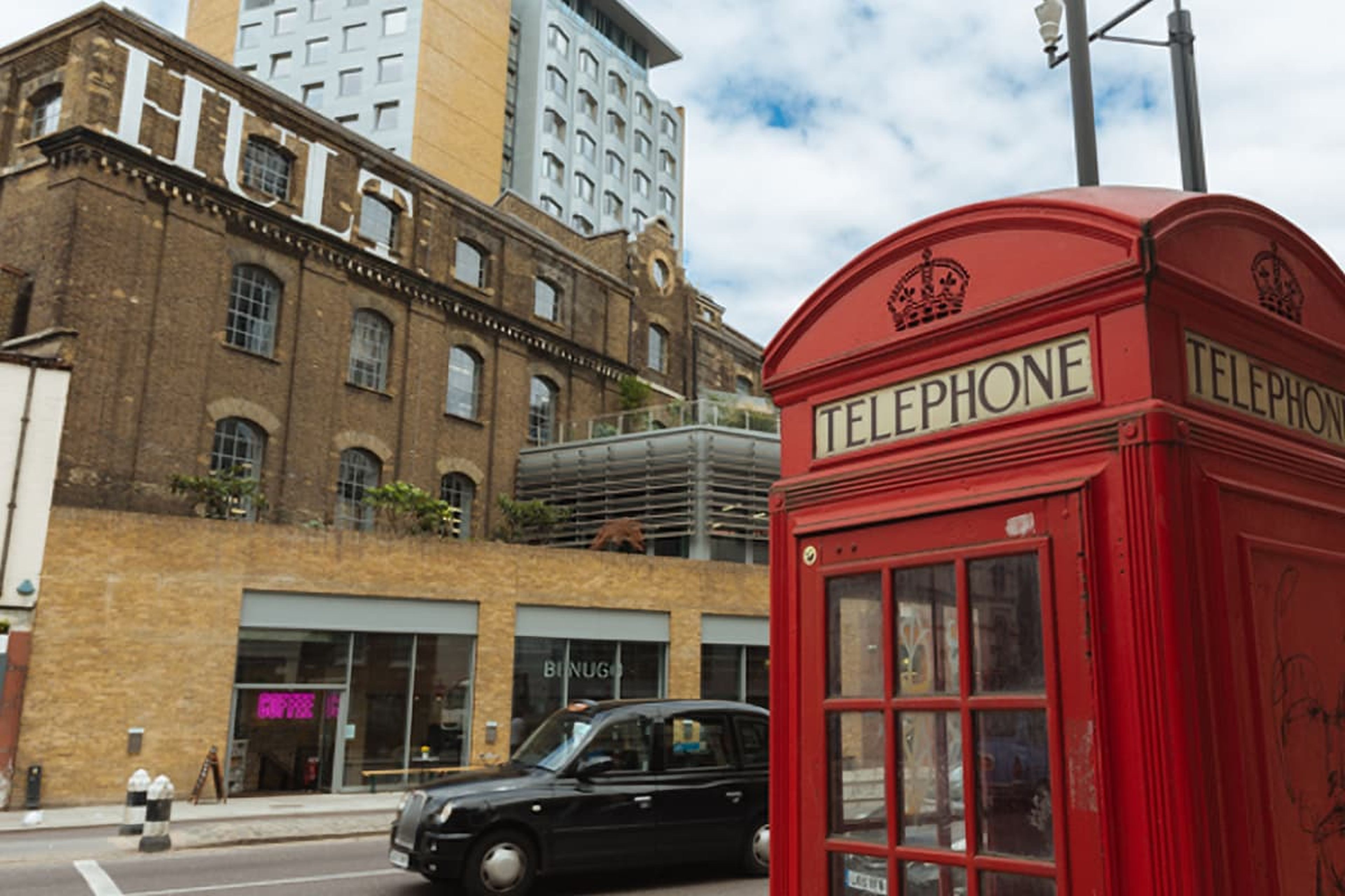Hult International Business School London Undergraduate Campus - exterior
