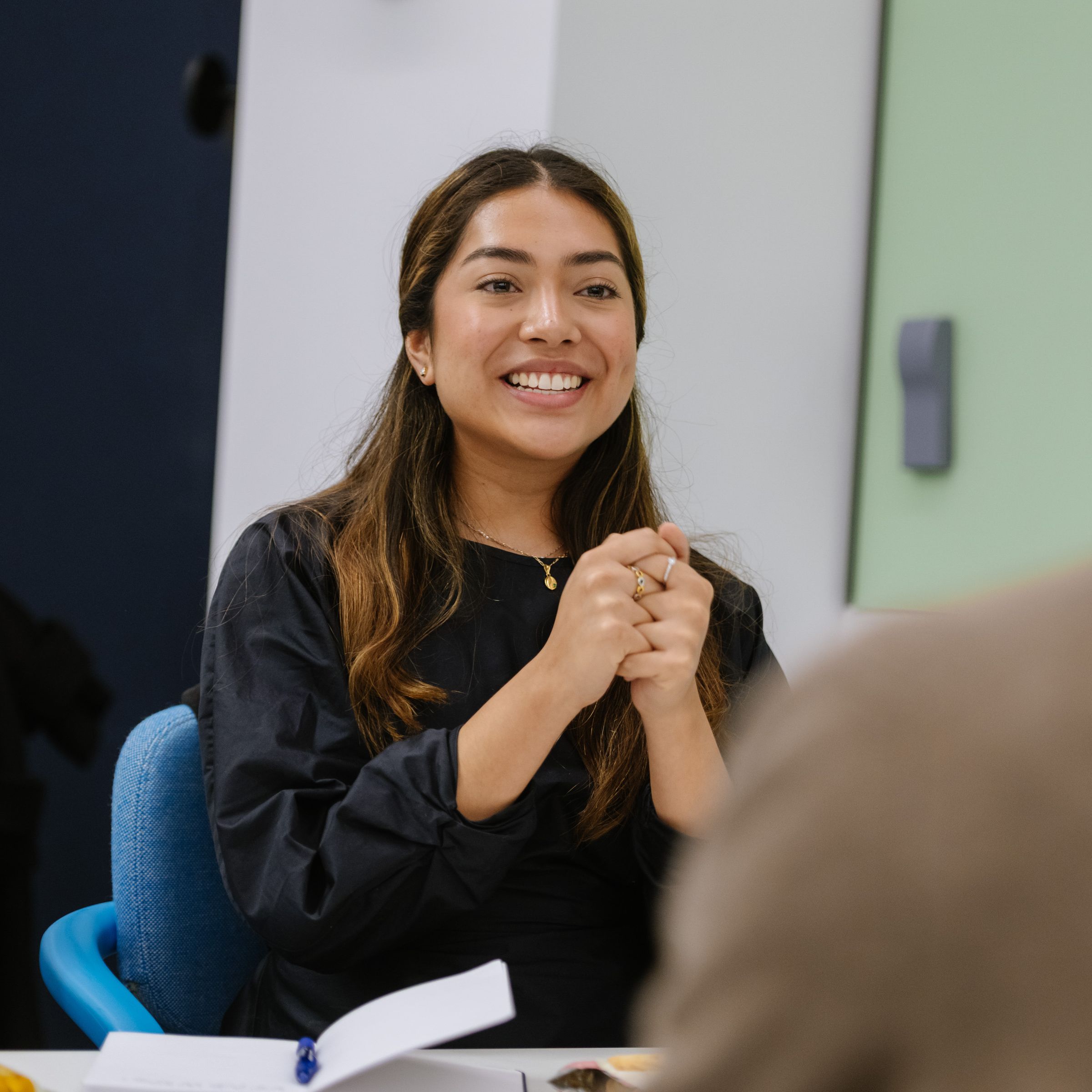 Hult student conversing with speaker at the Gartener company visit