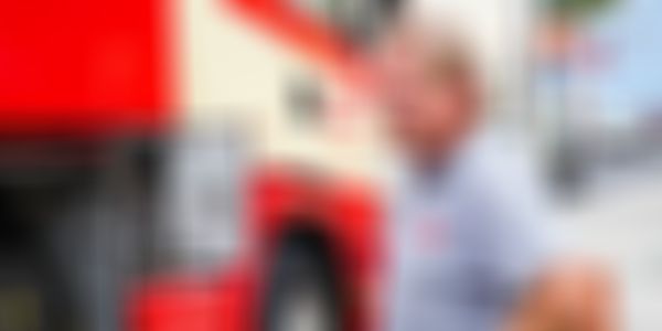 MMM Energie Mitarbeiter im Gespräch