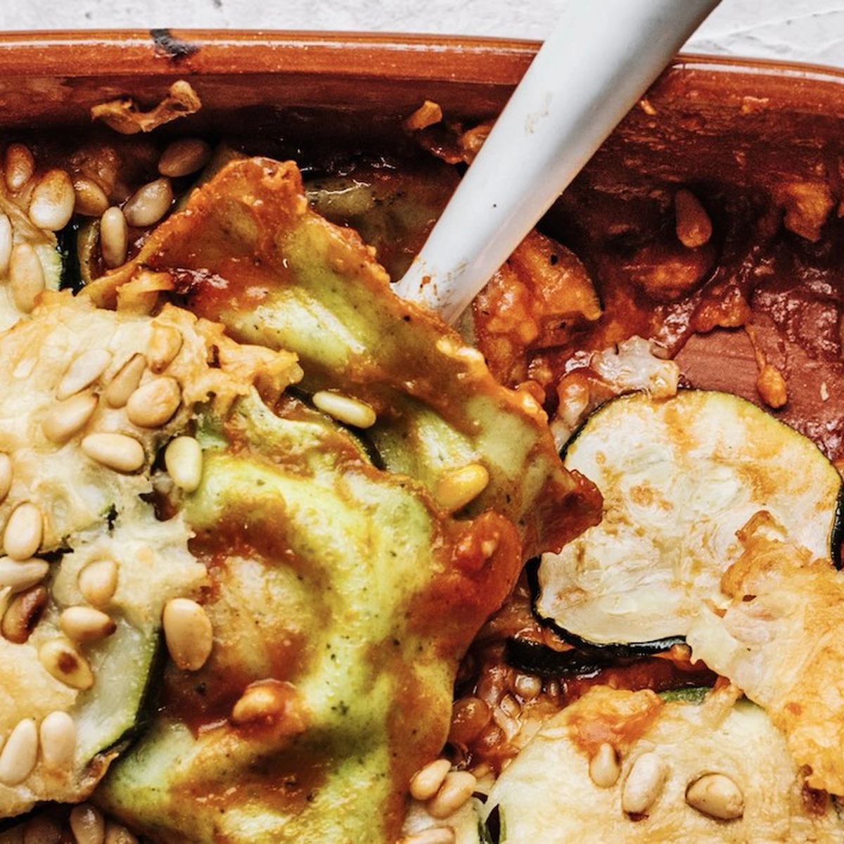 Fokking makkelijk recept - ravioli lasagne met 5 ingredienten - chickslovefood