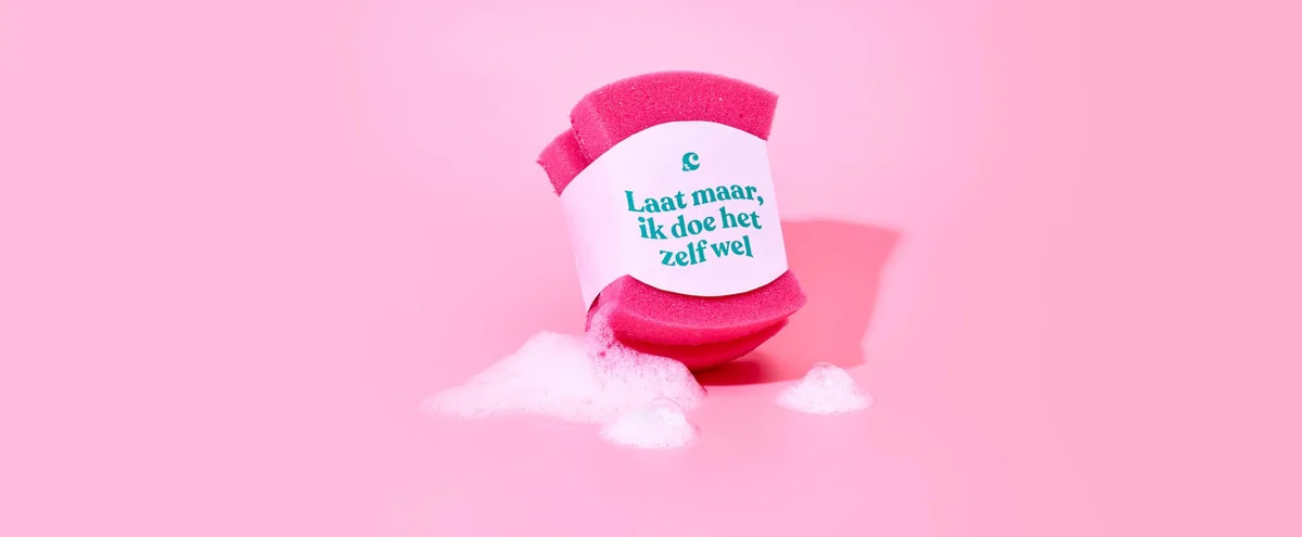 Poetsen - spons - schoonmaken - schuim - header - Tom ten Seldam