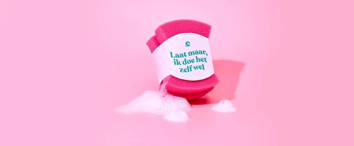 Poetsen - spons - schoonmaken - schuim - header - Tom ten Seldam