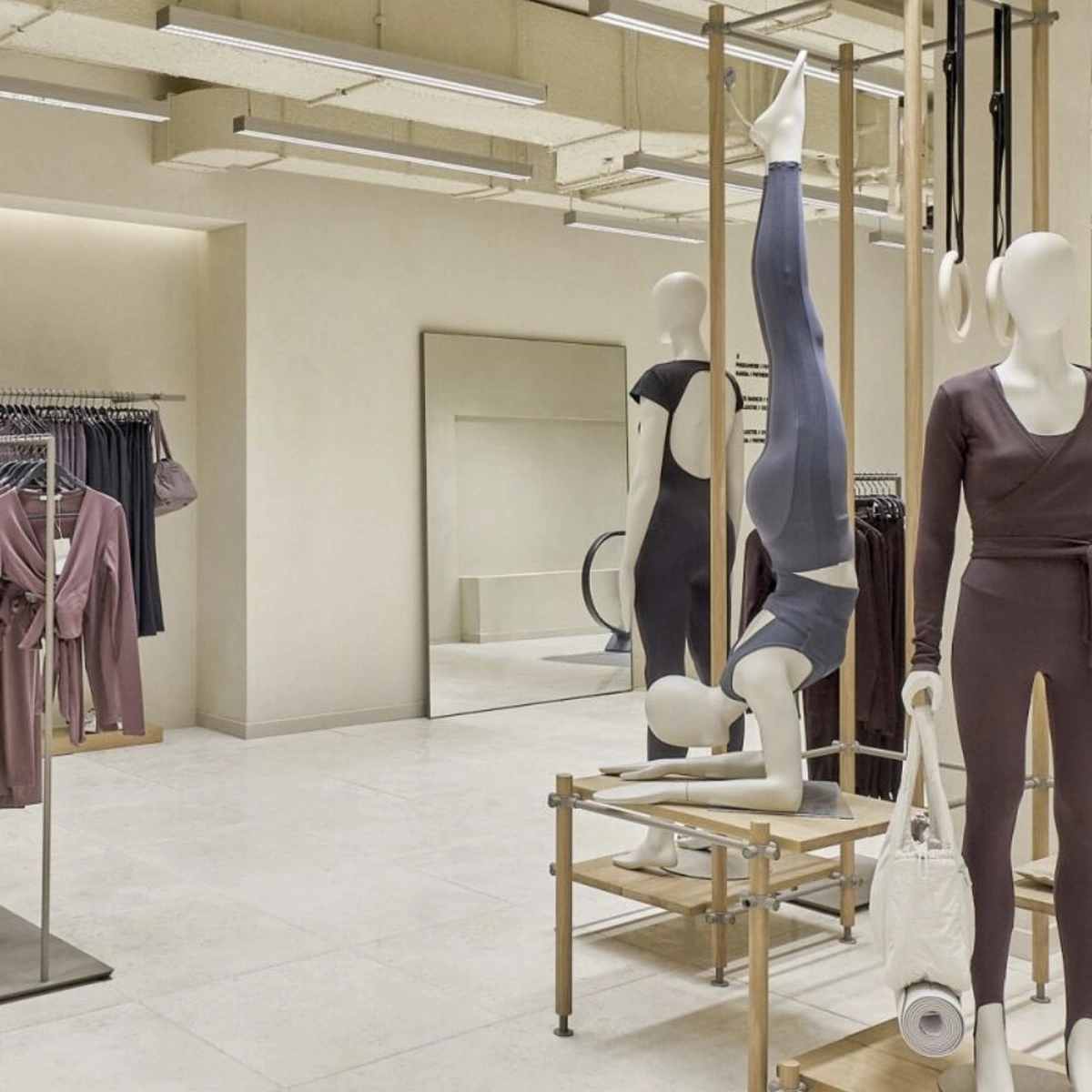 Header - Oysho - winkel - Amsterdam - nieuwe vestiging