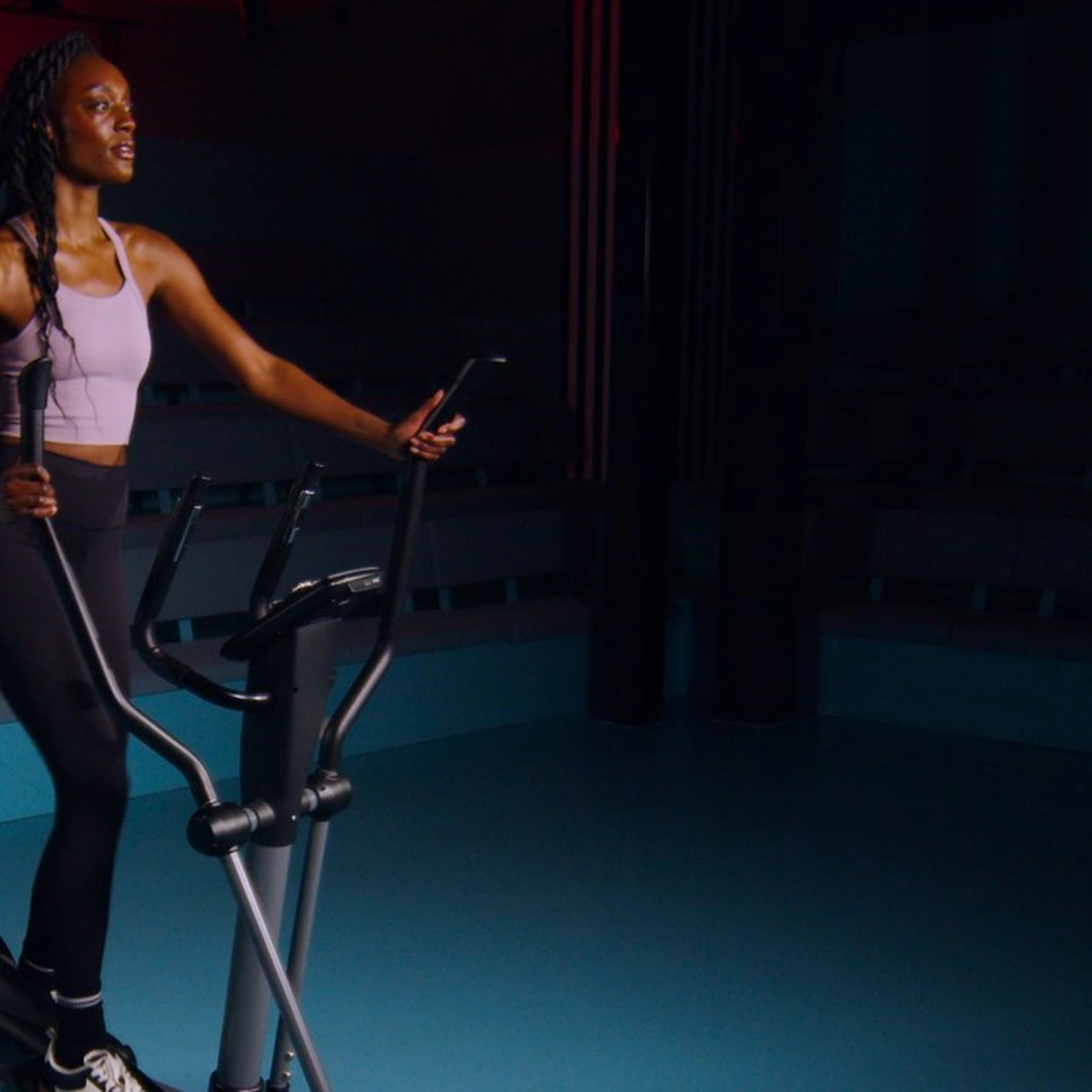 header - Primark - sportswear - Get sporty with... - crosstrainer - fitness 