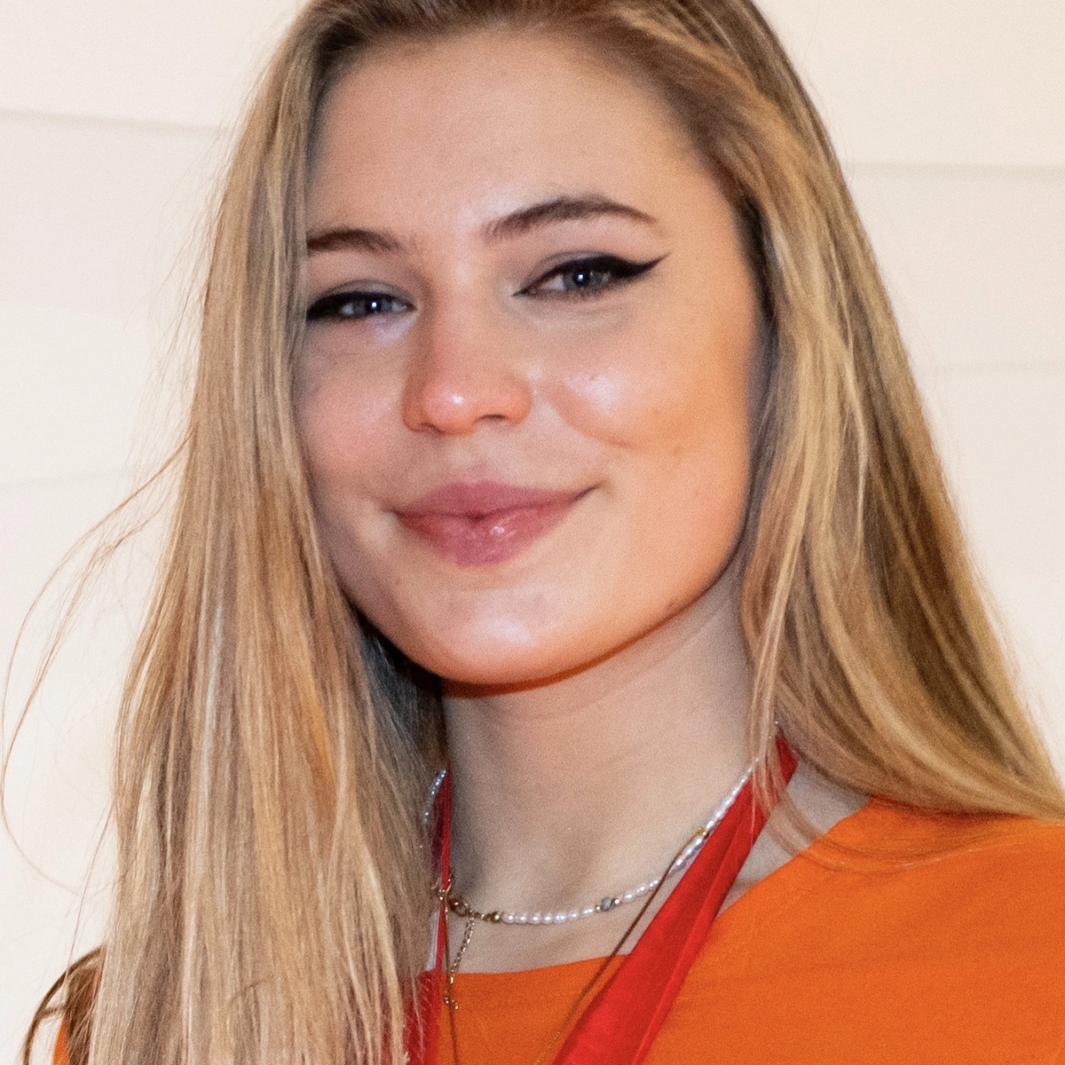 Header - Jutta Leerdam - BrunoPress