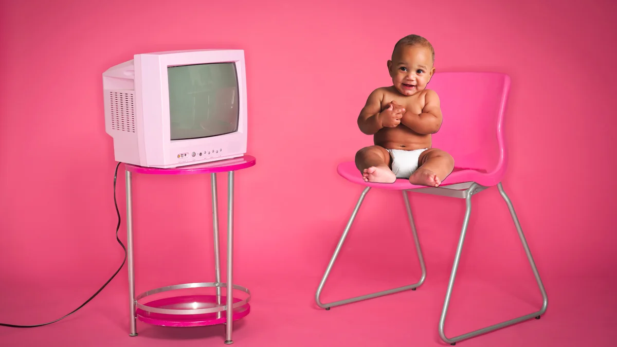Baby - tv - roze