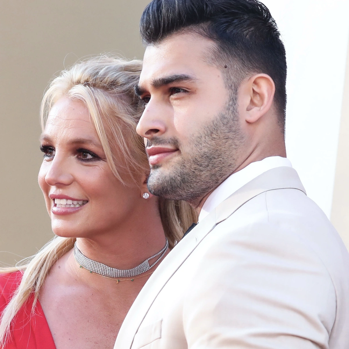 Britney Spears - rode loper - verloofde