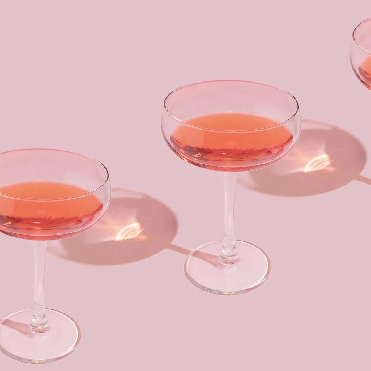 Header - cocktail - glazen - Shutterstock