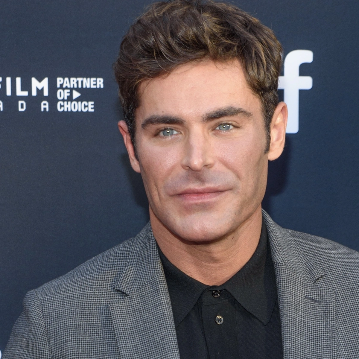 Header - Zac Efron - BrunoPress