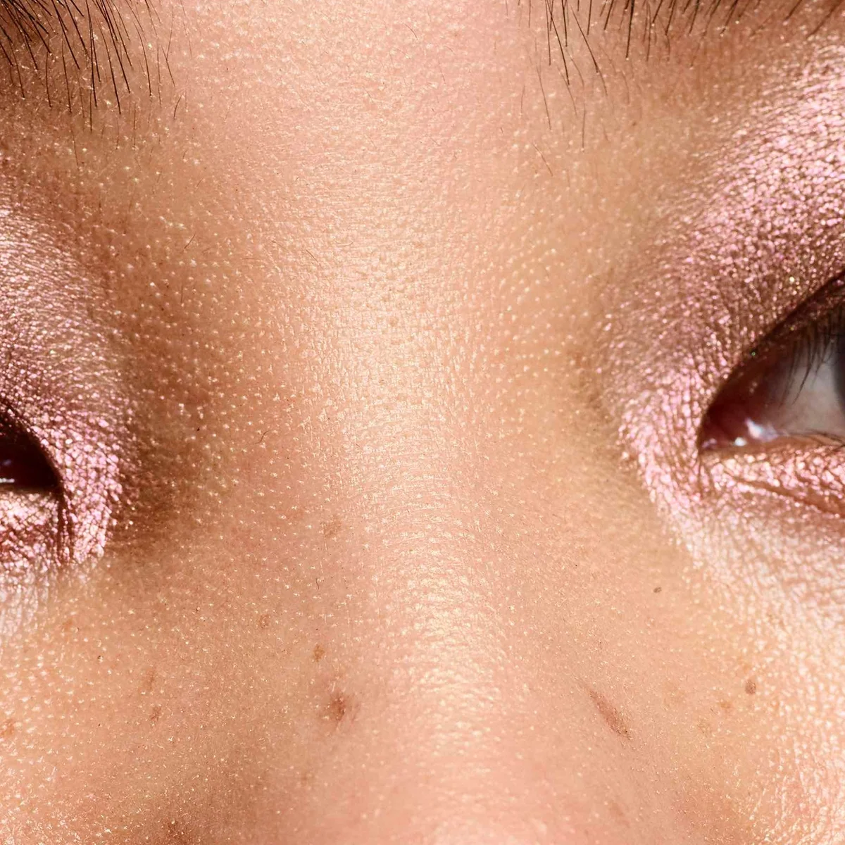 Glow - leco legt uit - ogen - highlighter