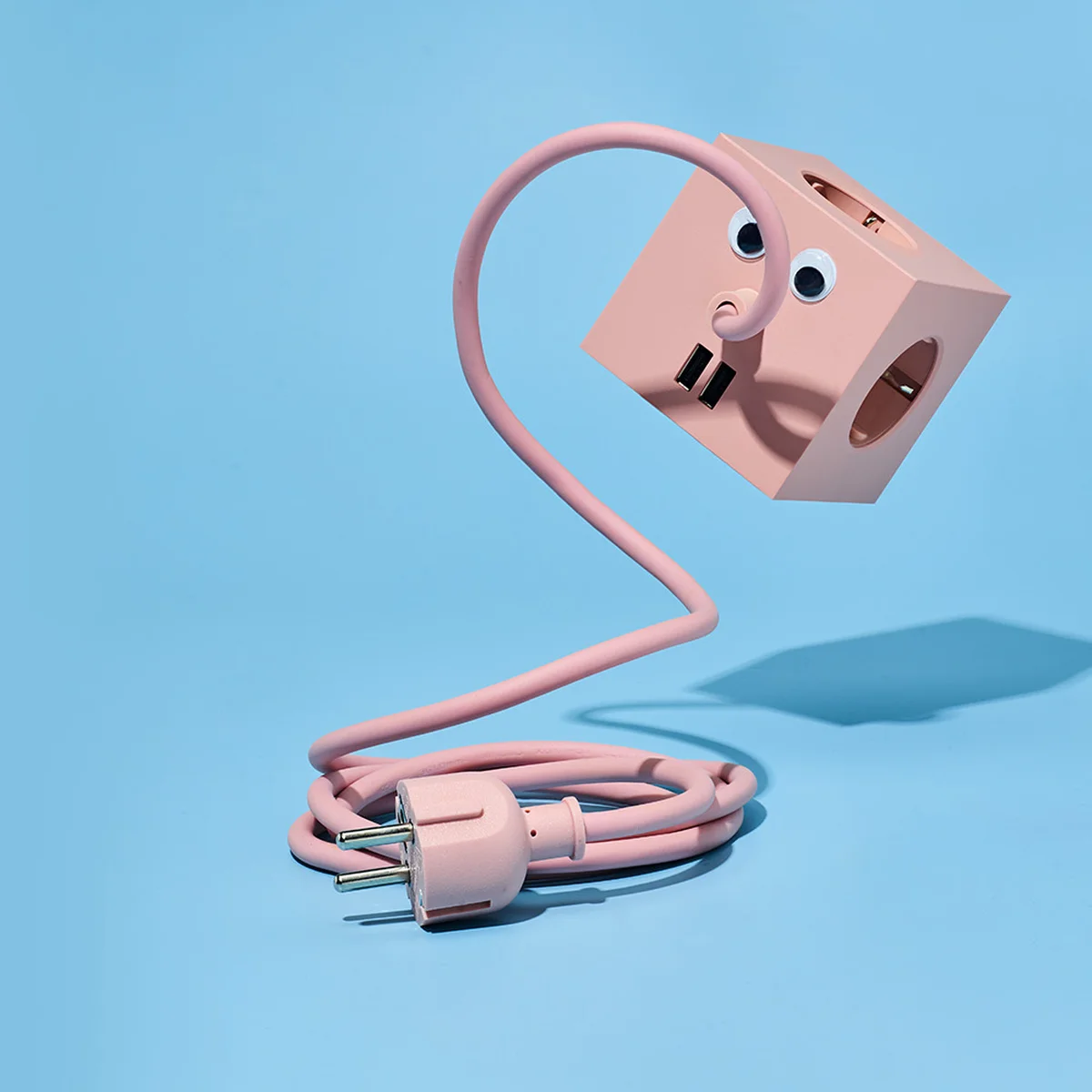 header - stopcontact - oeps - oogjes - tom ten seldam