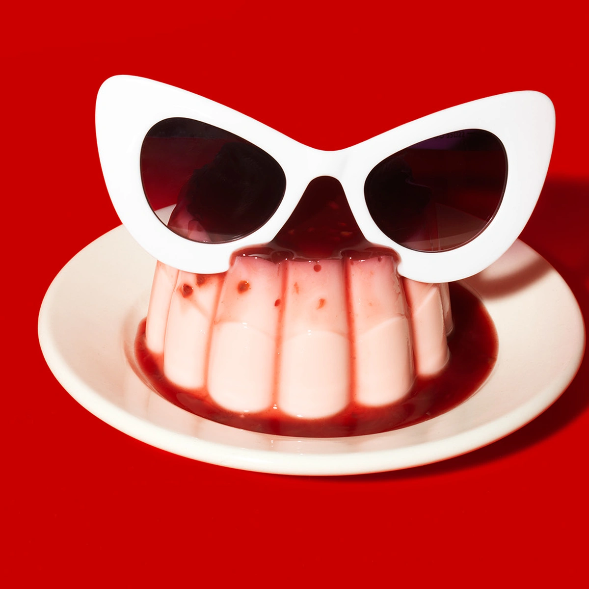 Pudding - rood - zonnebril - celeb 