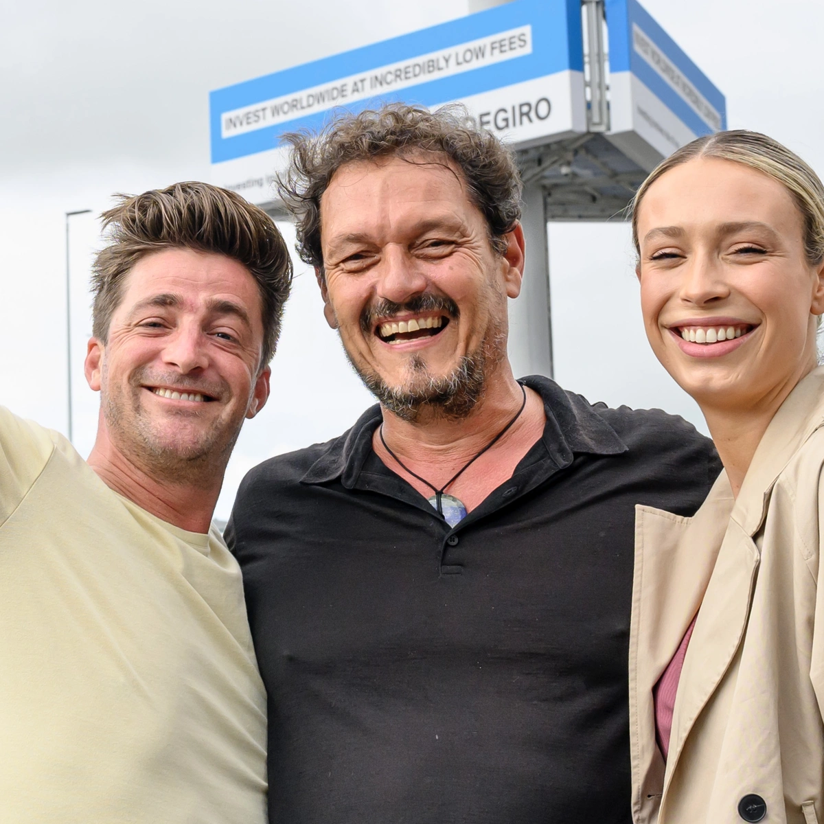 Header - Loiza Lamers - Hugo Kennis - Walter - B&B Vol Liefde