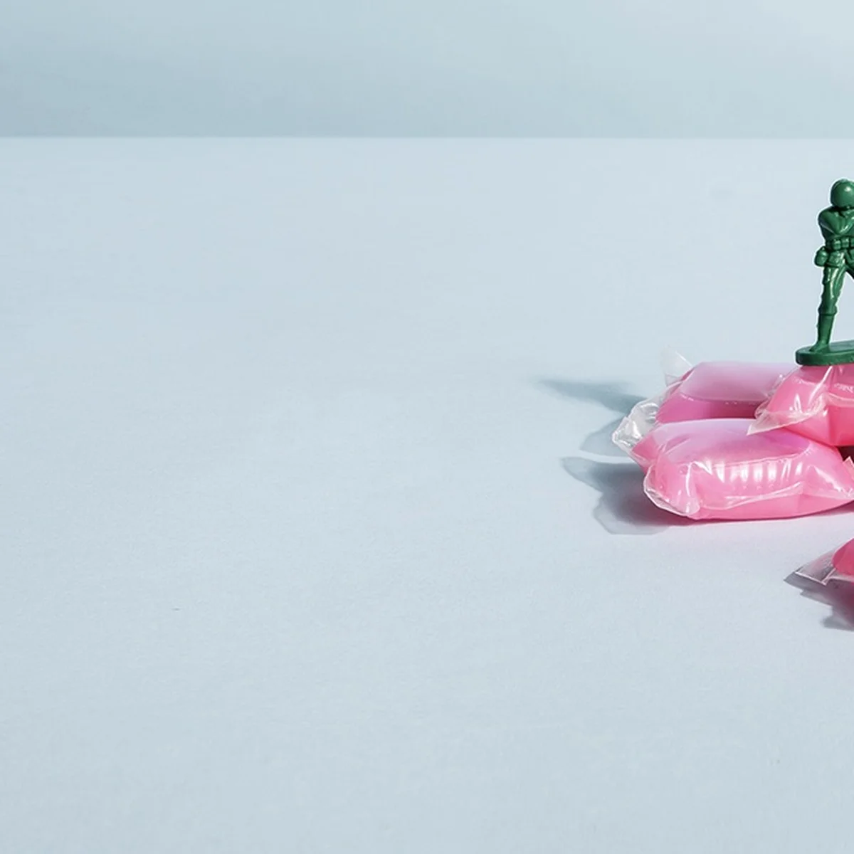 Header/hero - wasmachine - wasmiddel - was - wassen - soldaat - poppetjes