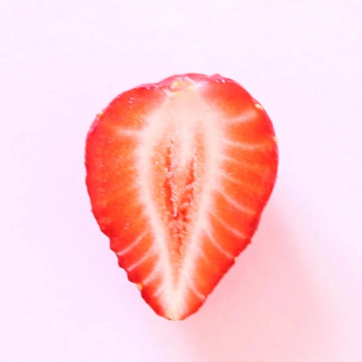 Header/hero - aardbei - fruit - zomer - eten - voedsel - Unsplash
