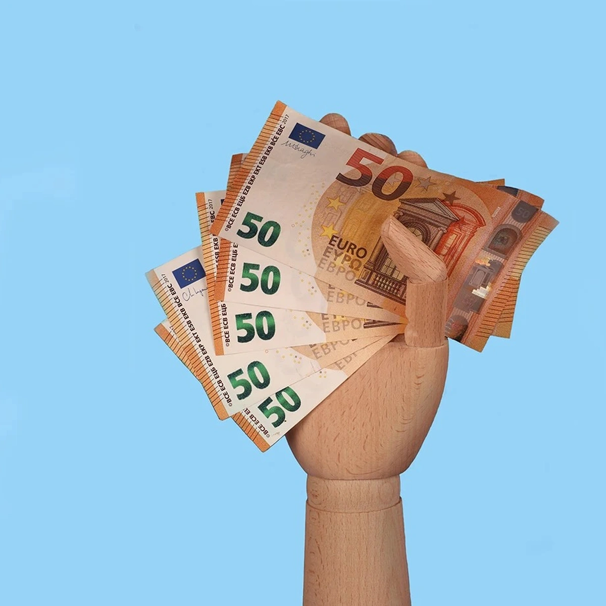 header - geld - hand - unsplash