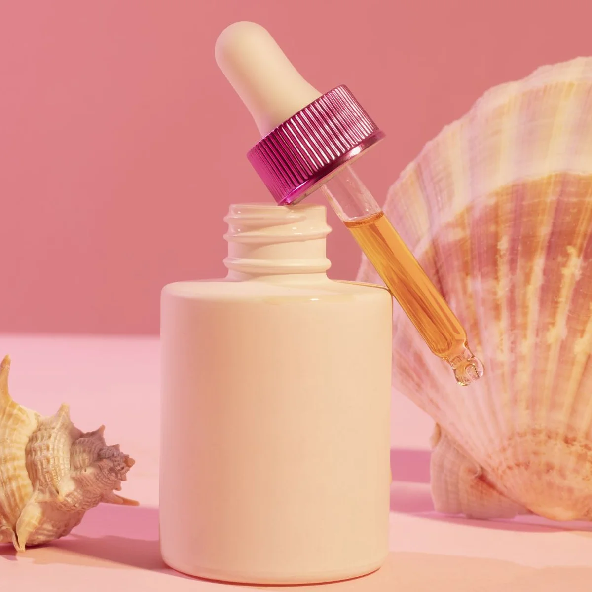 Header - skincare - huid - producten - schelp - zee - Freepik