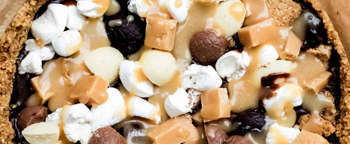 Fokking makkelijk recept - chickslovefood - rocky road paastaart