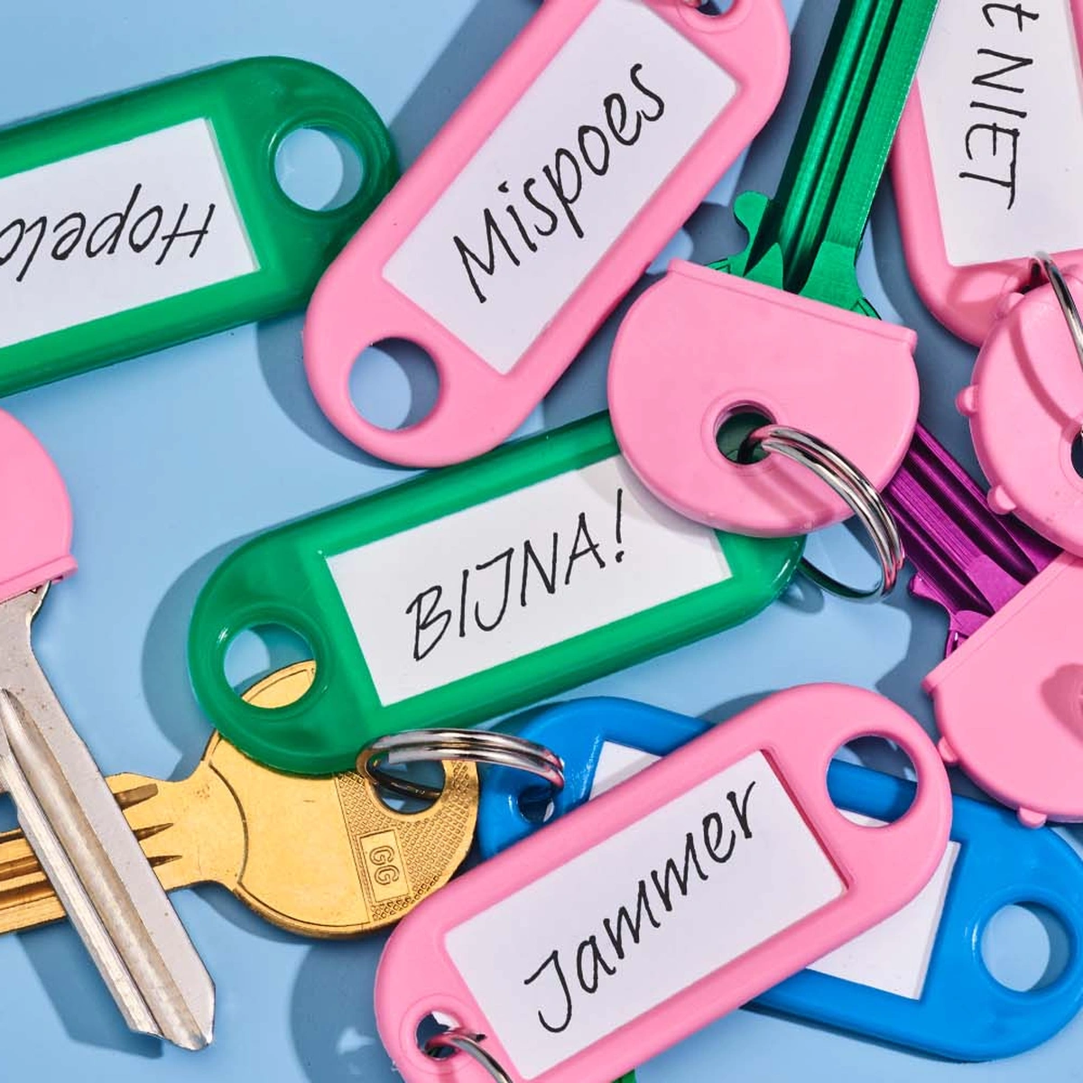 &C08 Geld & carriere verhaal - woningmarkt sleutels huizen wonen verhuizen