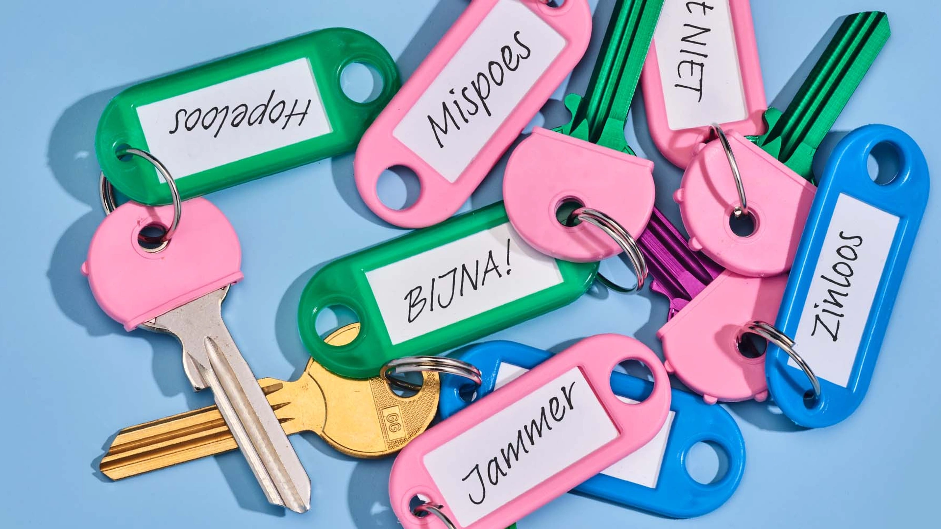 &C08 Geld & carriere verhaal - woningmarkt sleutels huizen wonen verhuizen