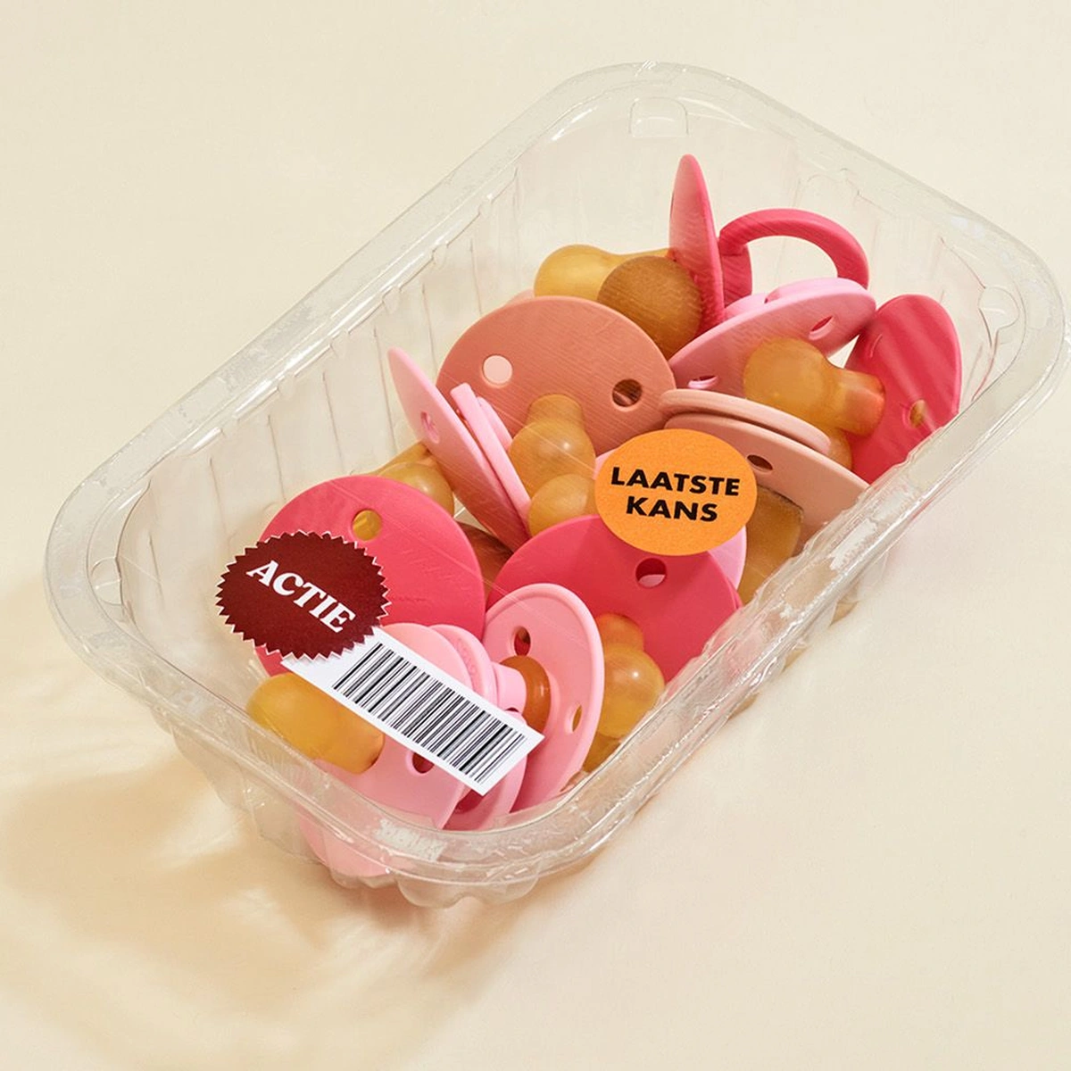 header - baby - speen - bakje - actie - tom ten seldam