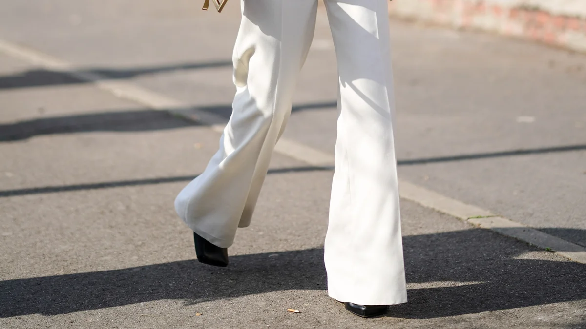 Flared broek combineren