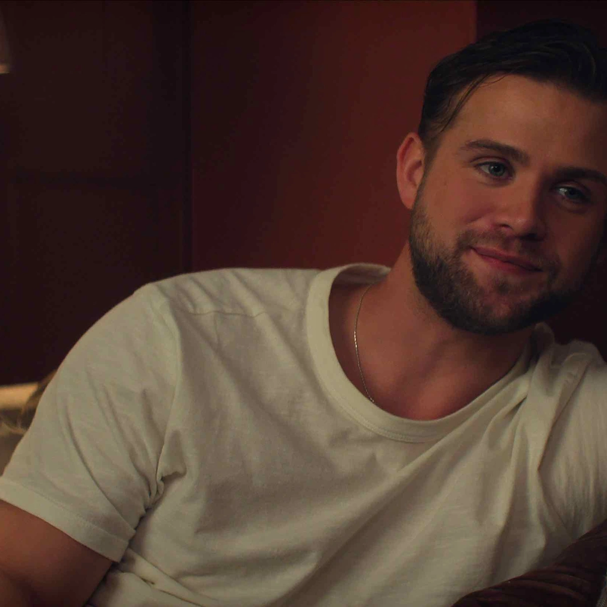 Header - Vladimir - serie - Leo Woodall - Netflix beeldcredits