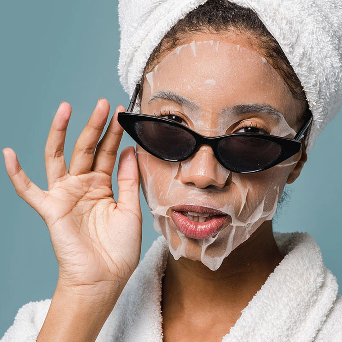 Header - zonnebril - skincare - masker - pexels