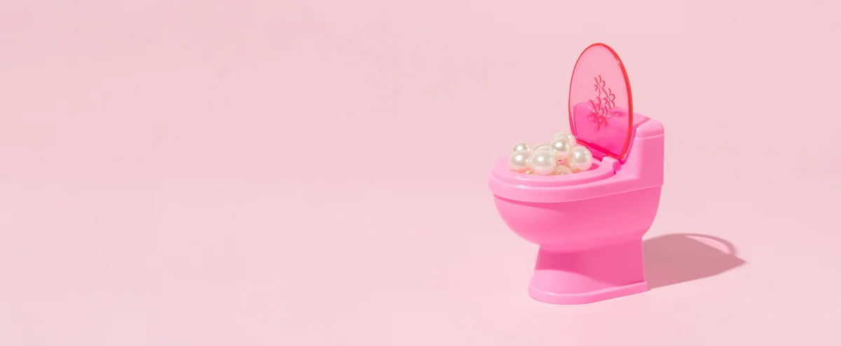 hero - wc - roze - parels - toilet - shutterstock
