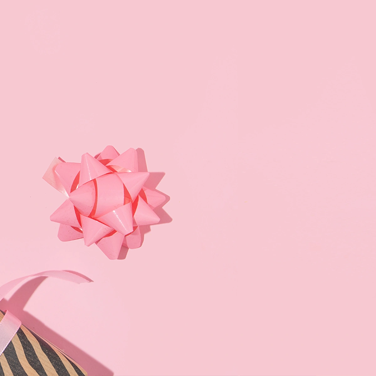 Header - cadeau - kado - Shutterstock