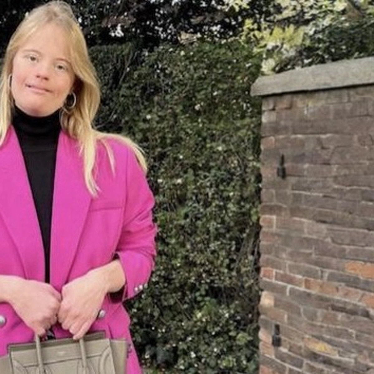 FLinke-FLater-header-enya-downsyndrome-queen