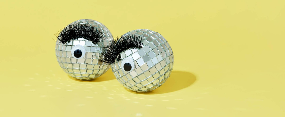 &C08 Coverstory Flirten discobal ogen wimpers