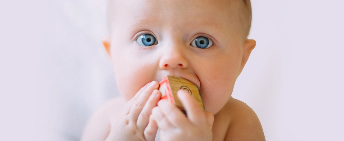 header - baby - praten - unsplash